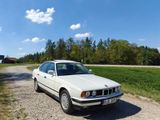 BMW 520i E34 - BMW 520: E34 520i