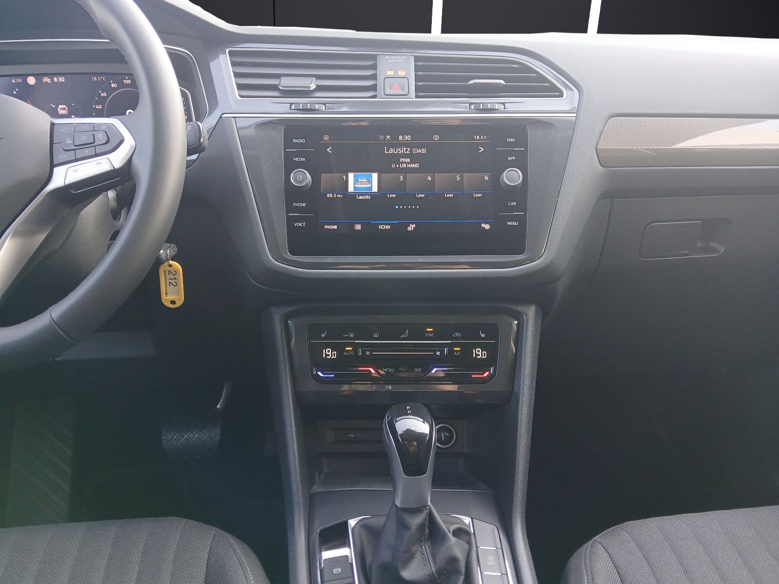 Fahrzeugabbildung Volkswagen Tiguan Allspace TDI Life DSG 7-Si LED AHK Navi A