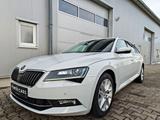 Skoda Superb Style 4x4*ACC*AHK*Standhzg*DAB*Navi*Cam - gebrauchte Skoda Superb aus dem Jahr 2019