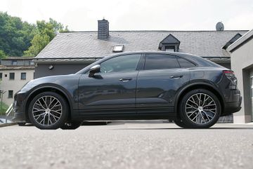 Porsche Macan 2* 21"MacanDesign,ACC,Privacy,Pano,SOFORT*