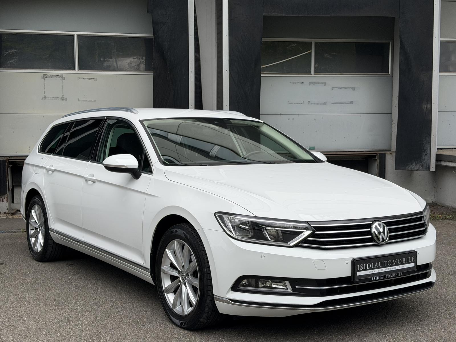 Volkswagen Passat Highline LED ACC Virtual Massage RüKamera