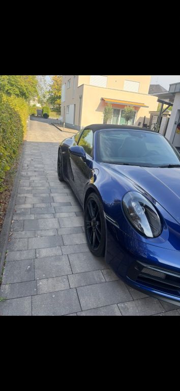 Image of Porsche 992