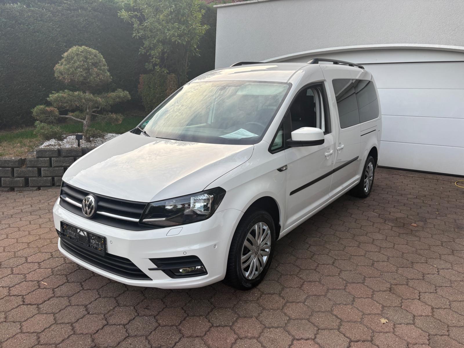 Volkswagen Caddy Maxi 2.0TDI BMT,LEDER,NAVI,AHK,ALLWETTER
