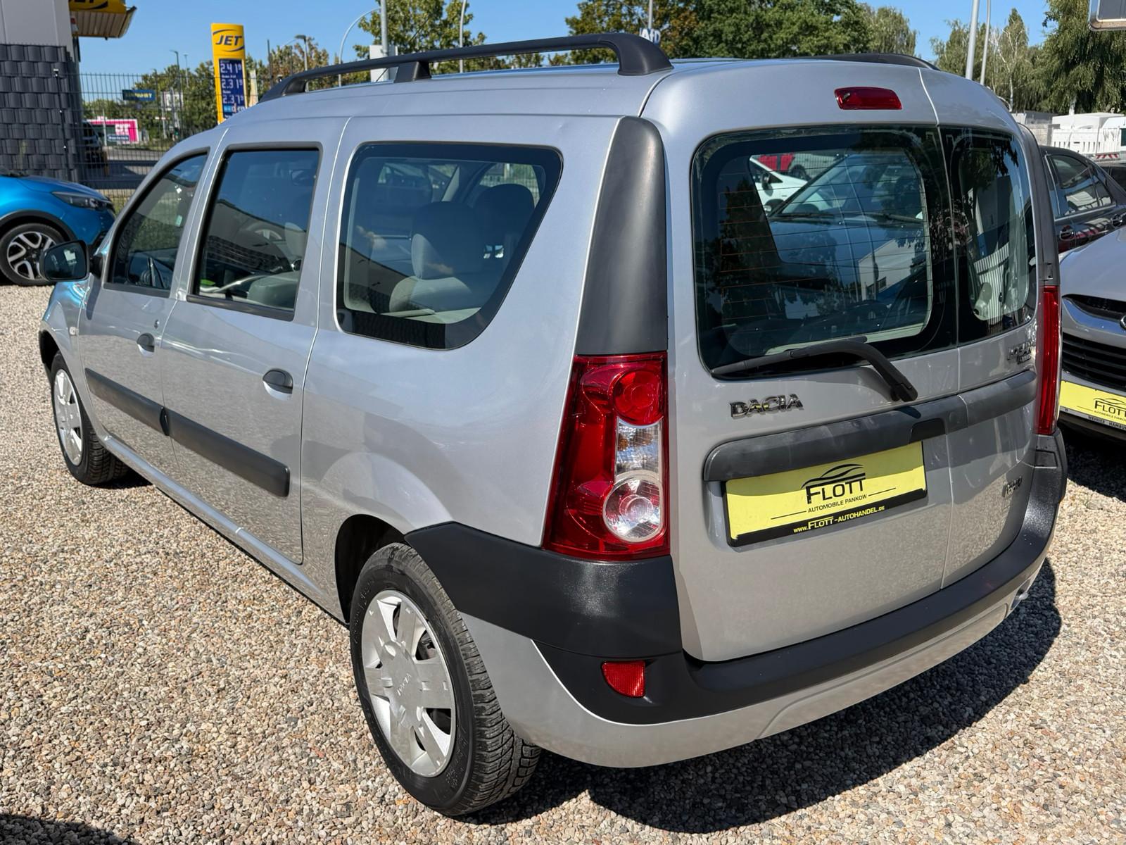Dacia Logan 2008 — photo 5