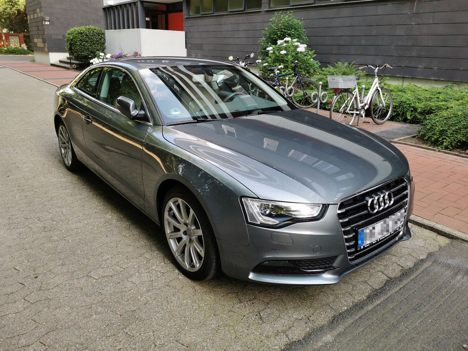 AUDI A5 2.0 TDI - Coupe NAVI, XENON, SHZ, 18"