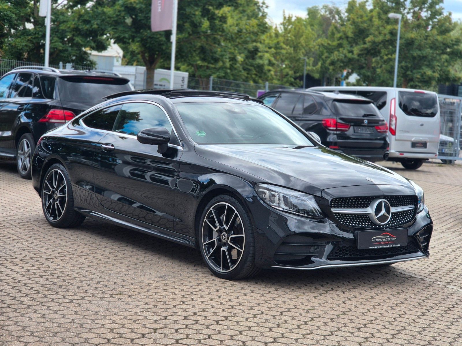 Mercedes-Benz C 300 Coupé 4Matic AMG Line Multibeam Virtual foto 5