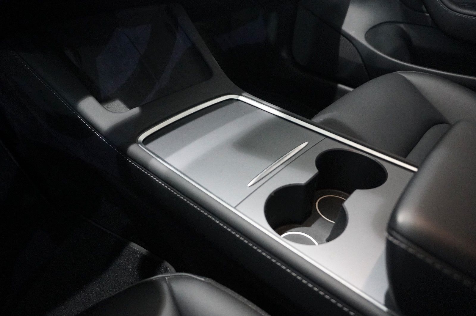 Fahrzeugabbildung Tesla Model 3 LONGRANGE DUAL-MOTOR NAVI/KAMERA/DAB/AMD