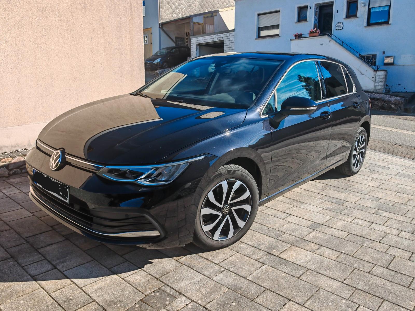 Volkswagen Golf 1.5 TSI OPF 96kW Life