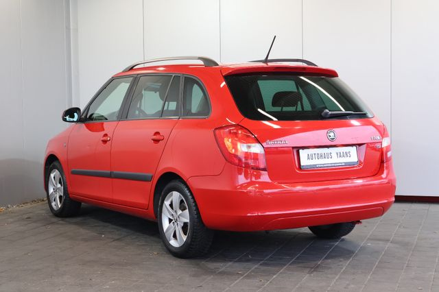 Skoda Fabia Combi Fresh 1.2 TSI KLIMAAUT.+TEMP+PDC+ALU