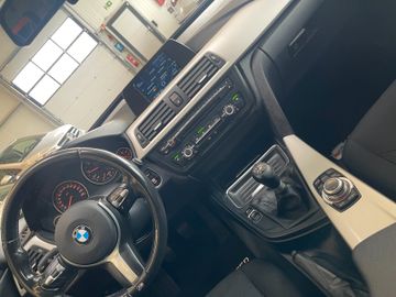 BMW Gran Turismo 325 d *NAVI*SZ.HZ.*KLIMAAUT.*