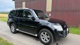 Mitsubishi Pajero 3.2 DI-D Instyle*AUTOMATIK*4WD*LEDER*RFK* - Mitsubishi Pajero mit Diesel-Antrieb: Automatik