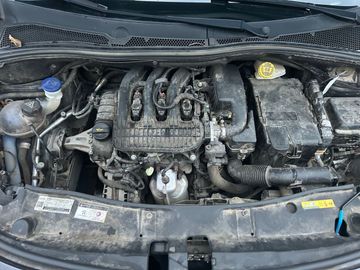 Peugeot 2008 - 9