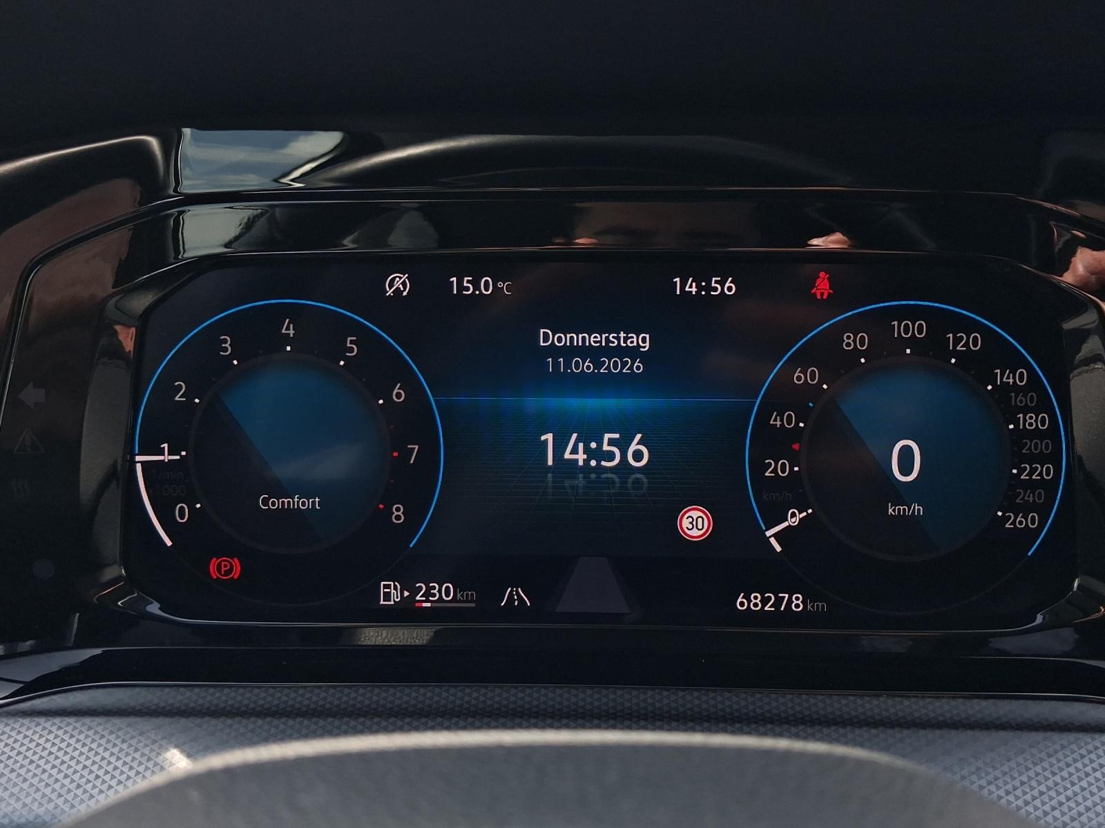 Volkswagen Golf 1,5 l TSI 6-Gang Active, миниатюра 12