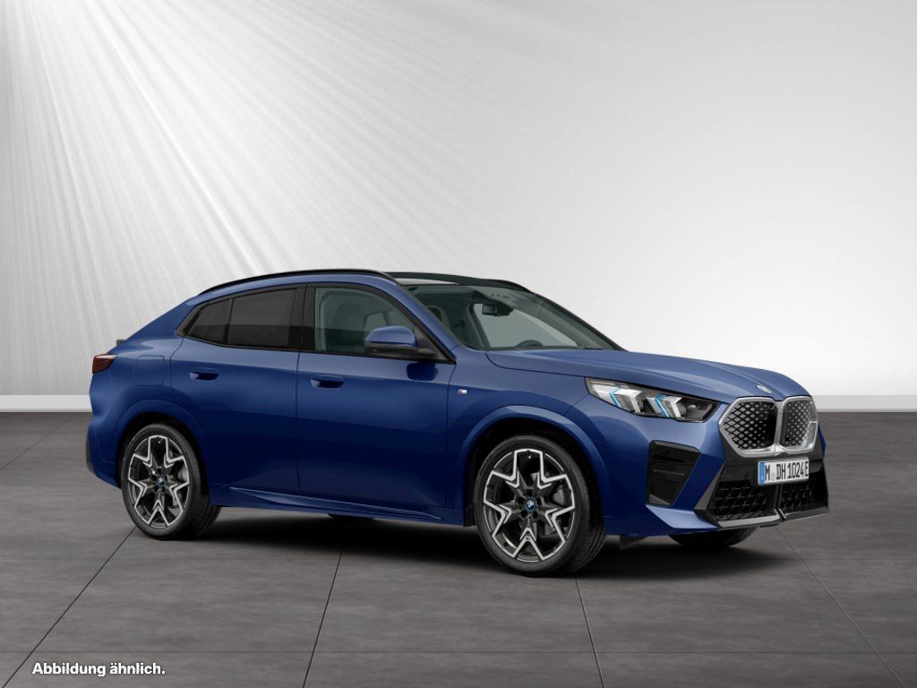 BMW iX2 - Bild 12