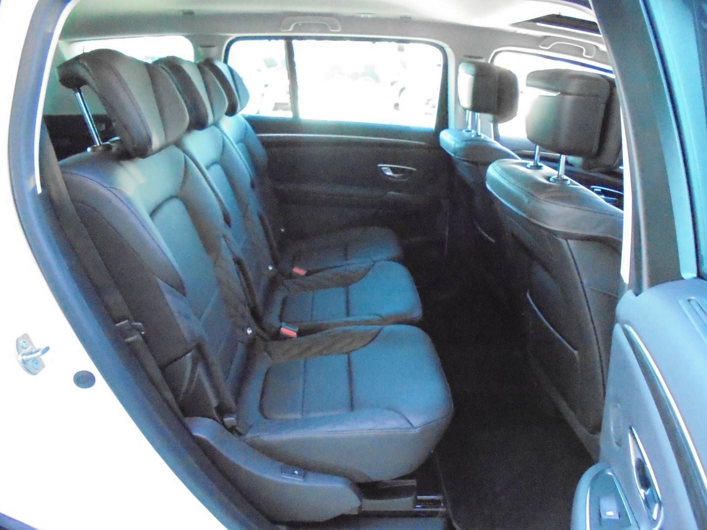 Fahrzeugabbildung Renault ESPACE INITIALE PARIS BLUE dCi 190 EDC