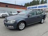 Volkswagen Passat*ACC*NAVI*PDC*SITZH*KLIMAAUTOMATIK 2Z - Volkswagen Passat aus 2011: Kombi