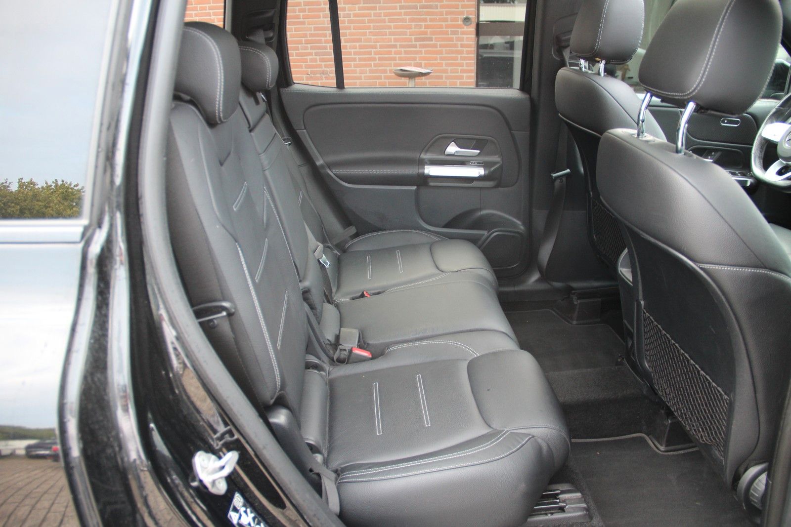 Mercedes-Benz GLB 200 AMG Line Night Wide Pano RFK 7 Sitzer foto 14