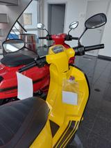Lambretta V50 Special // Neufahrzeug mit Gepäckträger - Offers