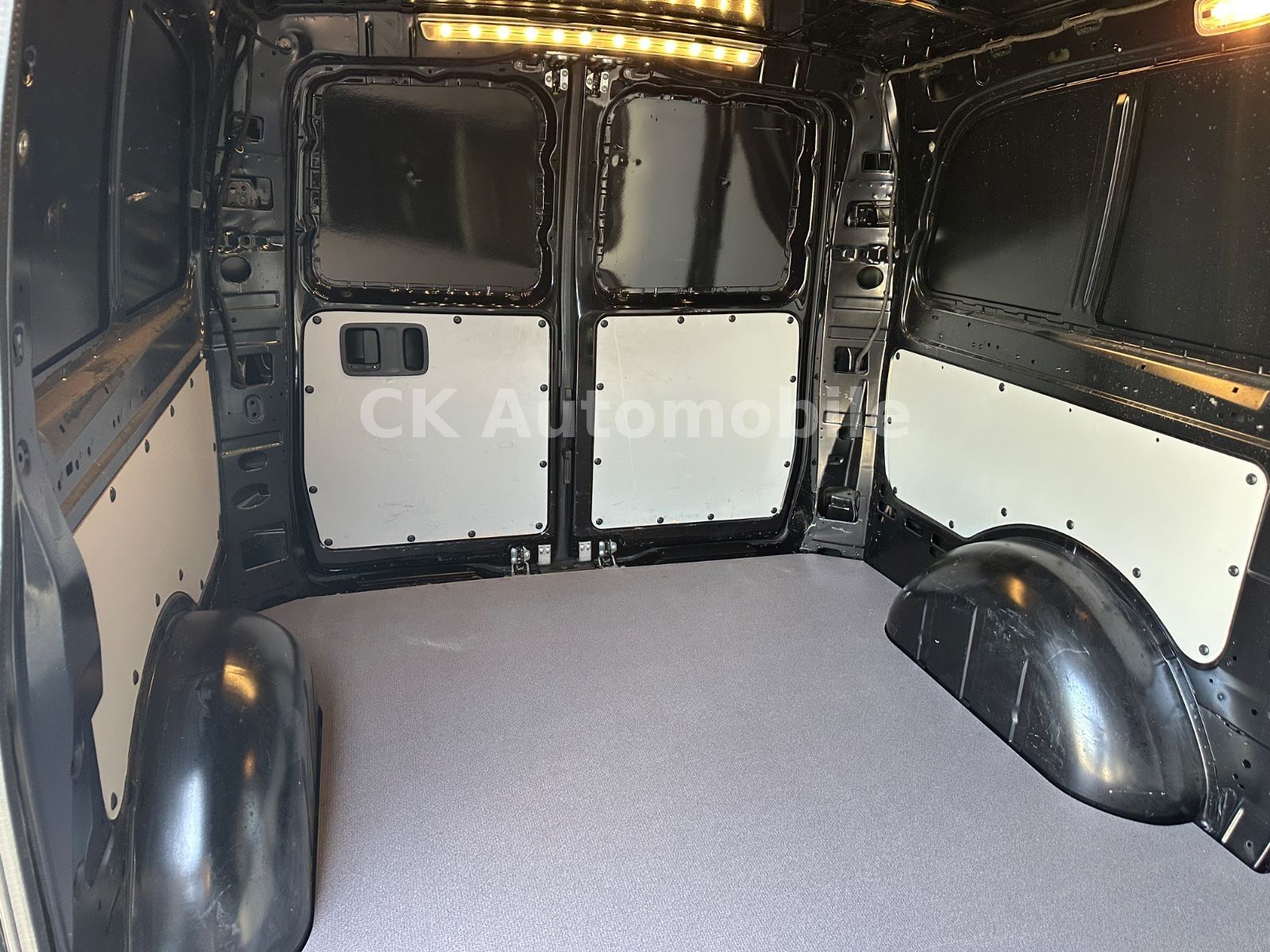 Fahrzeugabbildung Mercedes-Benz Vito Kasten 119CDI RWD lang PRO/Navi/LED/ACC/Kam