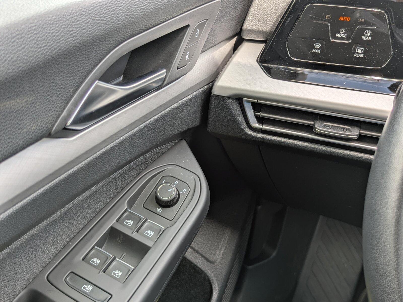 Volkswagen Golf VIII 1.0 TSI Life OPF LED+CARPLAY+SHZ+RFK+, миниатюра 23