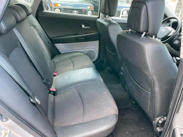 Kia cee'd 2009 — photo 10