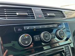 Fahrzeugabbildung Volkswagen Caddy Alltrack 1.4TSI DSG AHK Standhzng. SHZ 17"