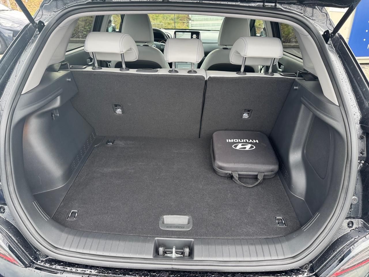 Fahrzeugabbildung Hyundai KONA PRIME *LEDER*HEADUP*NAVI*KRELL*SHZ*LHZ*RFK*