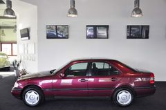 Mercedes-Benz C 200 (W202) ! Erst 049.092 km ! Sehr gepflegt !