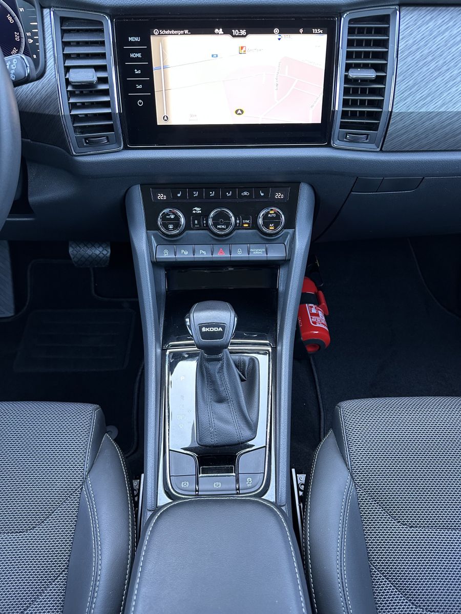 Fahrzeugabbildung SKODA Kodiaq 2.0 TDI DSG Style NAV+MATRIX+ACC+AHK+18ZO
