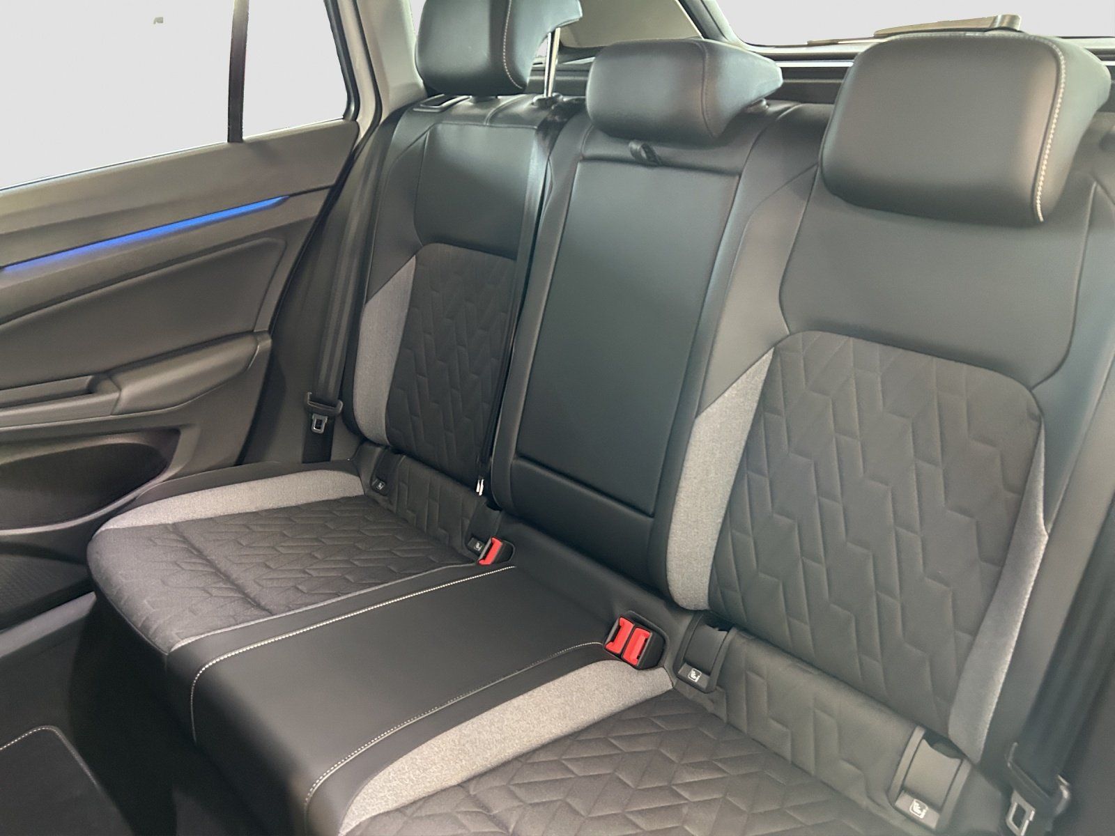 Volkswagen Golf - Bild 17