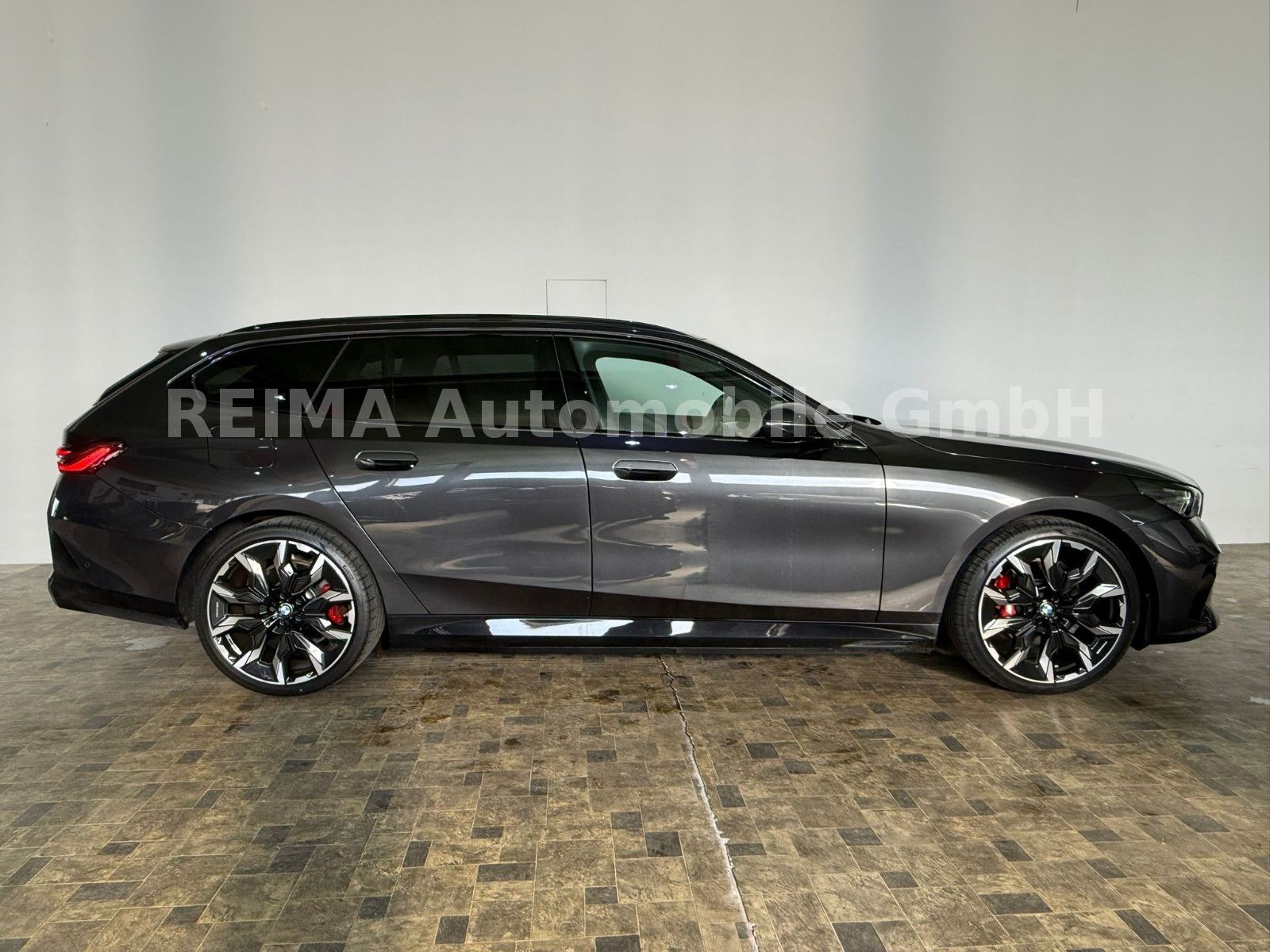 Fahrzeugabbildung BMW 530 e Touring xDrive M Sportpaket Pro,Pano, 21"