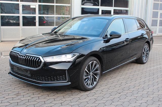 Skoda Superb Combi 2.0 TSI 195kW 4×4 L&K AHK 19″Headup