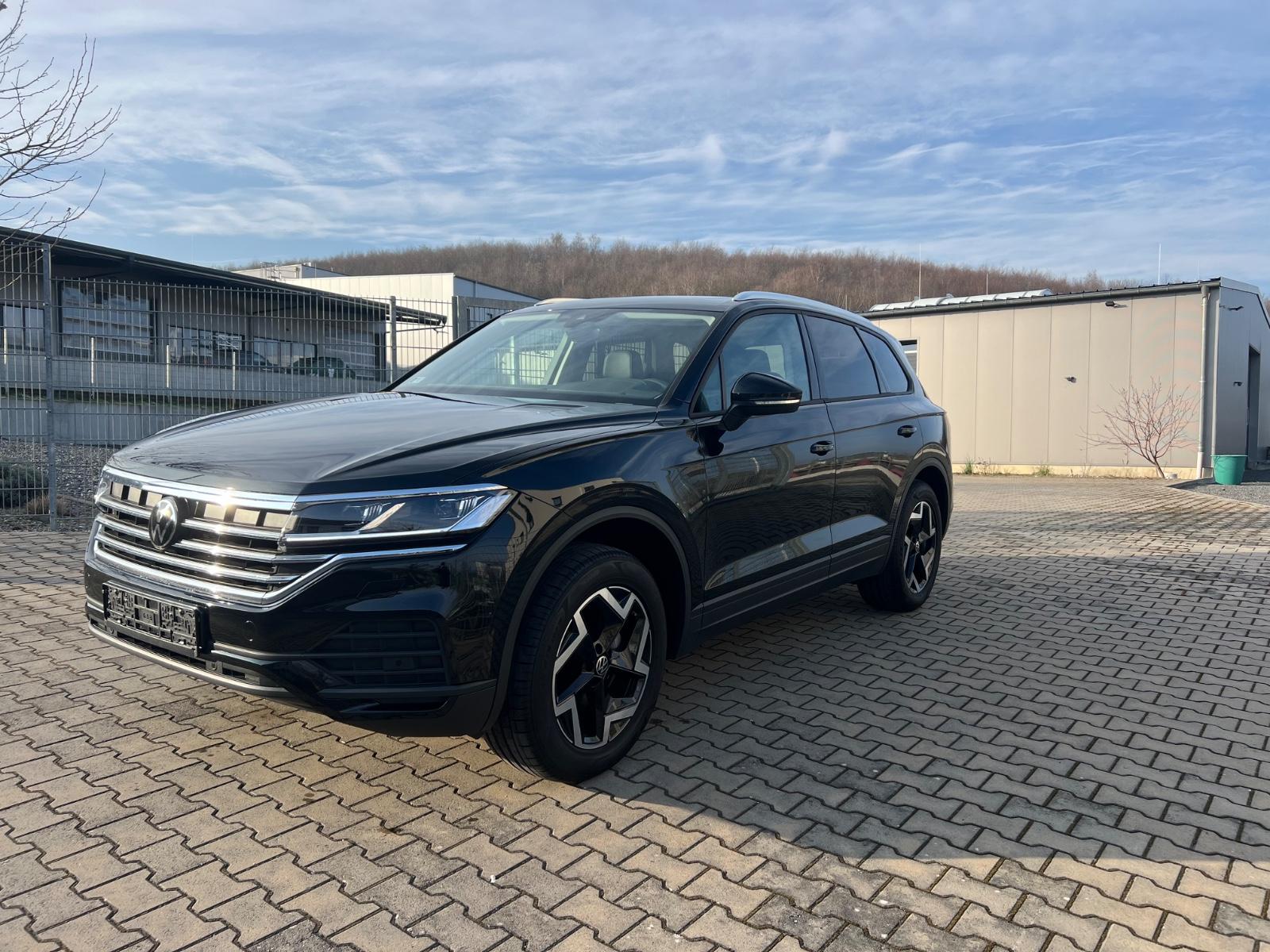 Volkswagen Touareg 3.0 V6 TDI 4MOT+AHK+Leder+Panorama