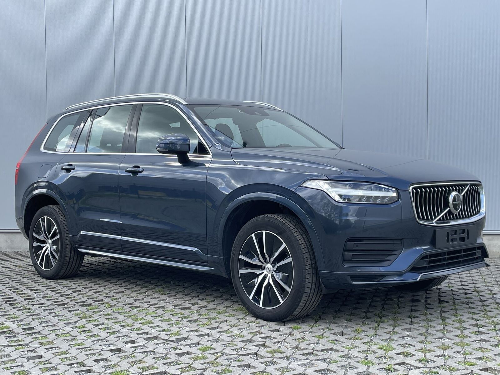 Volvo XC90 B5 Mom. Pro MHEV AWD 7-seat 360° ACC BLIS imagem 2