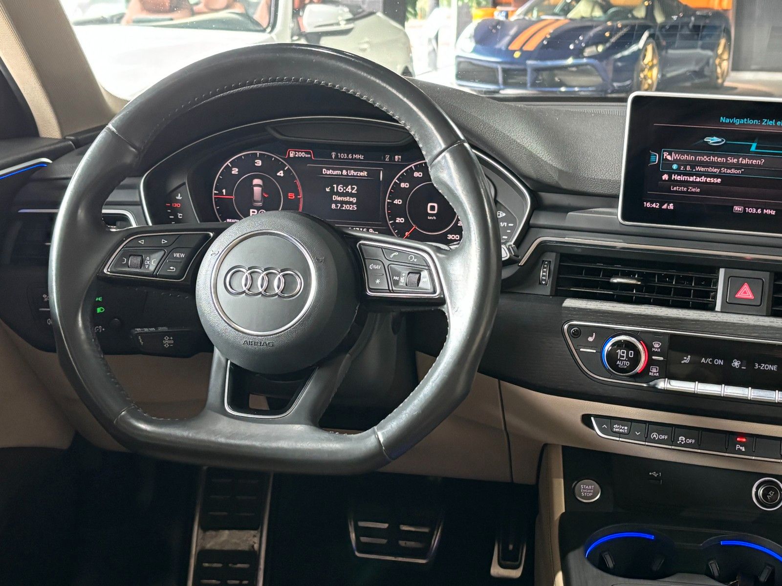 Fahrzeugabbildung Audi A4 Allroad quattro  VIRTUAL/AMBIENTE/KAMERA/SHZ/