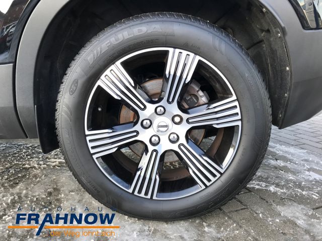 Foto Nummer 22: VOLVO XC 40