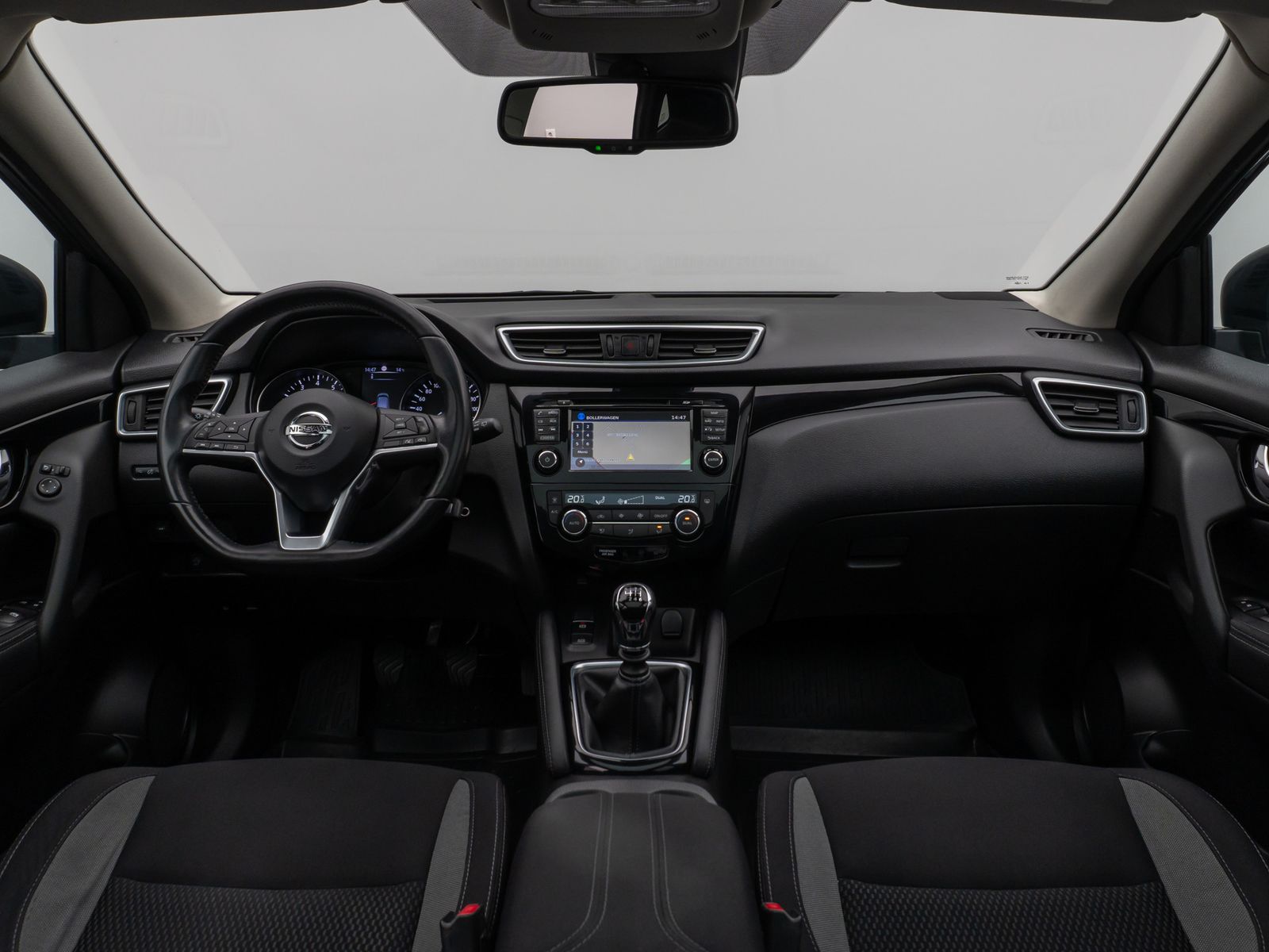 Fahrzeugabbildung Nissan Qashqai Acenta Panorama Kamera DAB Navi Xenon