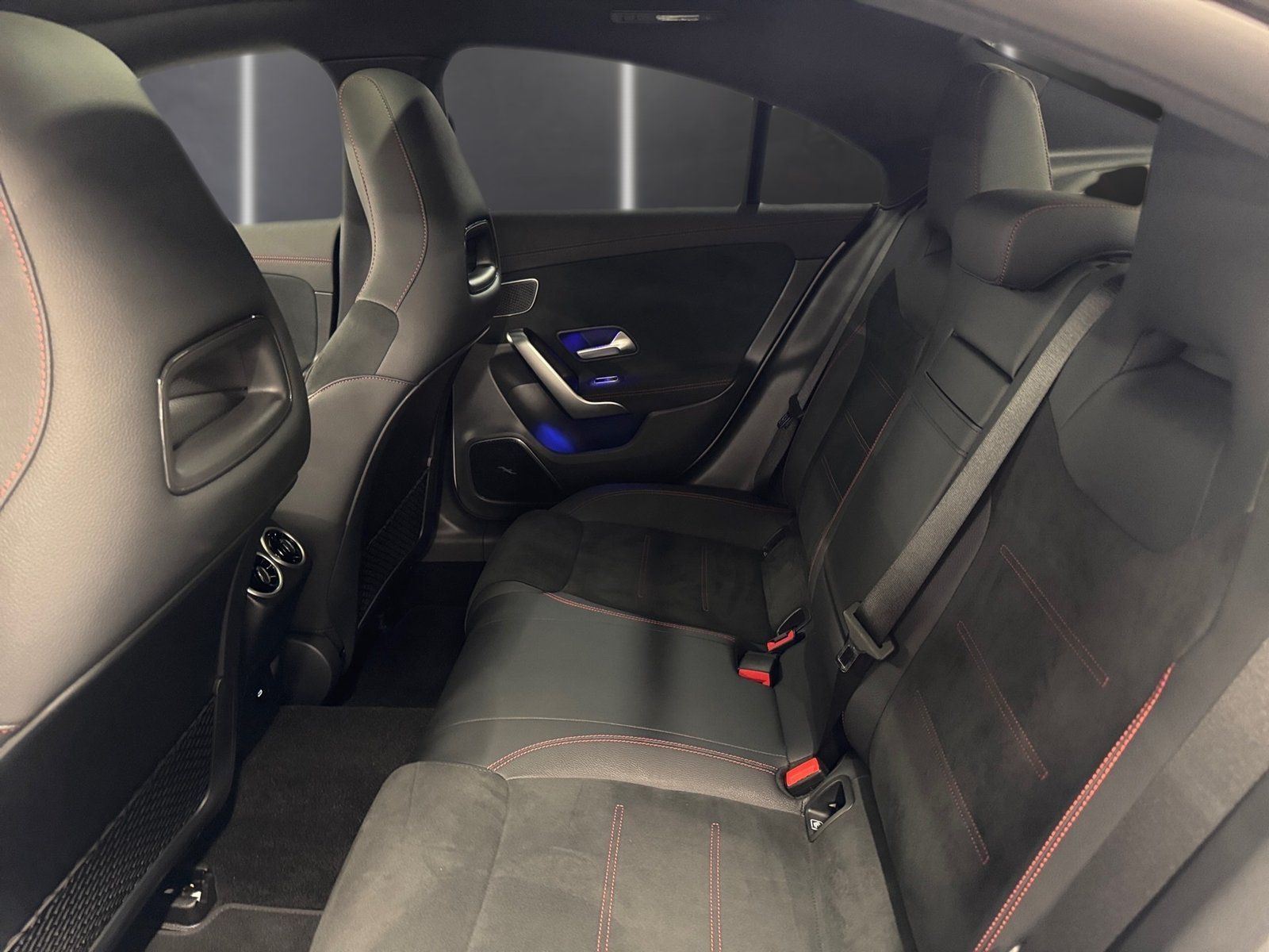 Fahrzeugabbildung Mercedes-Benz CLA 200 AMG Plus*Burmester*Pano*Disto*HUD*Night*