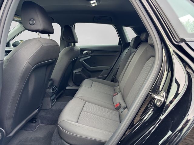 Fahrzeugabbildung Audi A3 Sportback 40 TFSI e S-tronic+LED+MMI+CarPlay