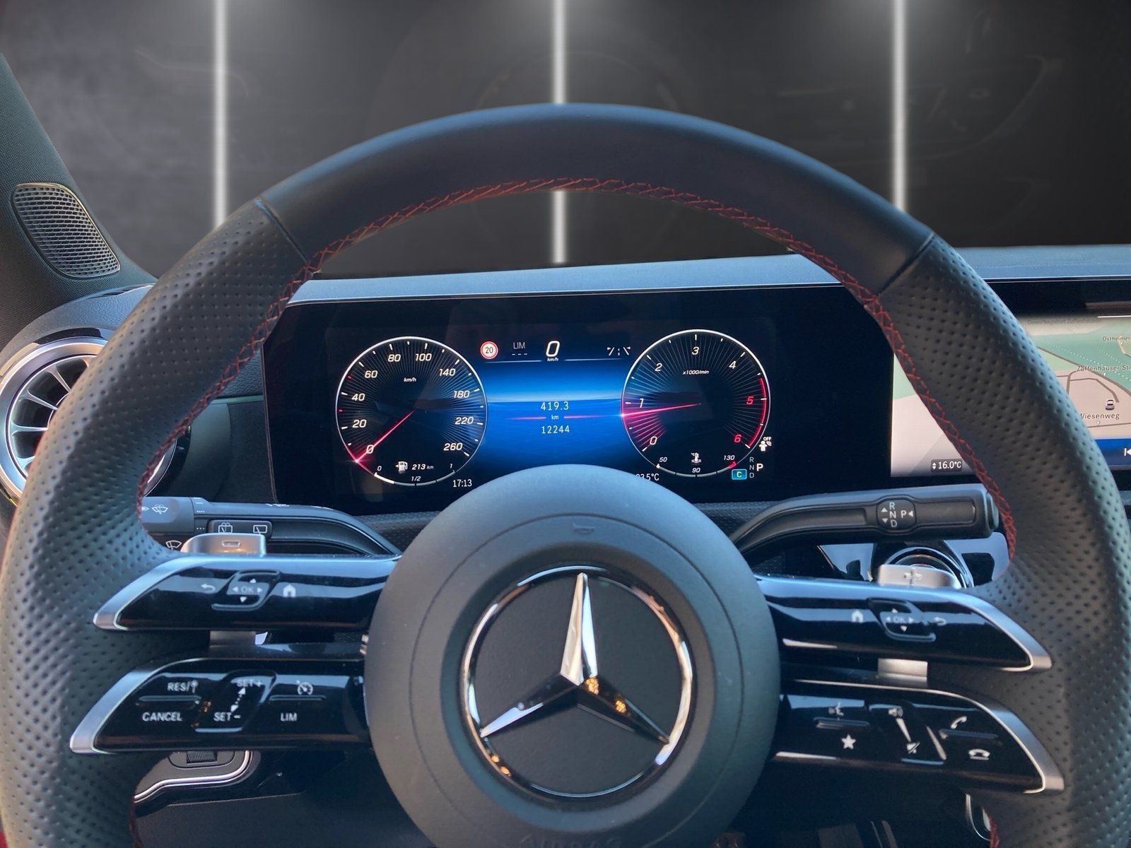 Fahrzeugabbildung Mercedes-Benz A 220 d AMG*AHK*Memory*Night*Totwink*Kamera*LED*