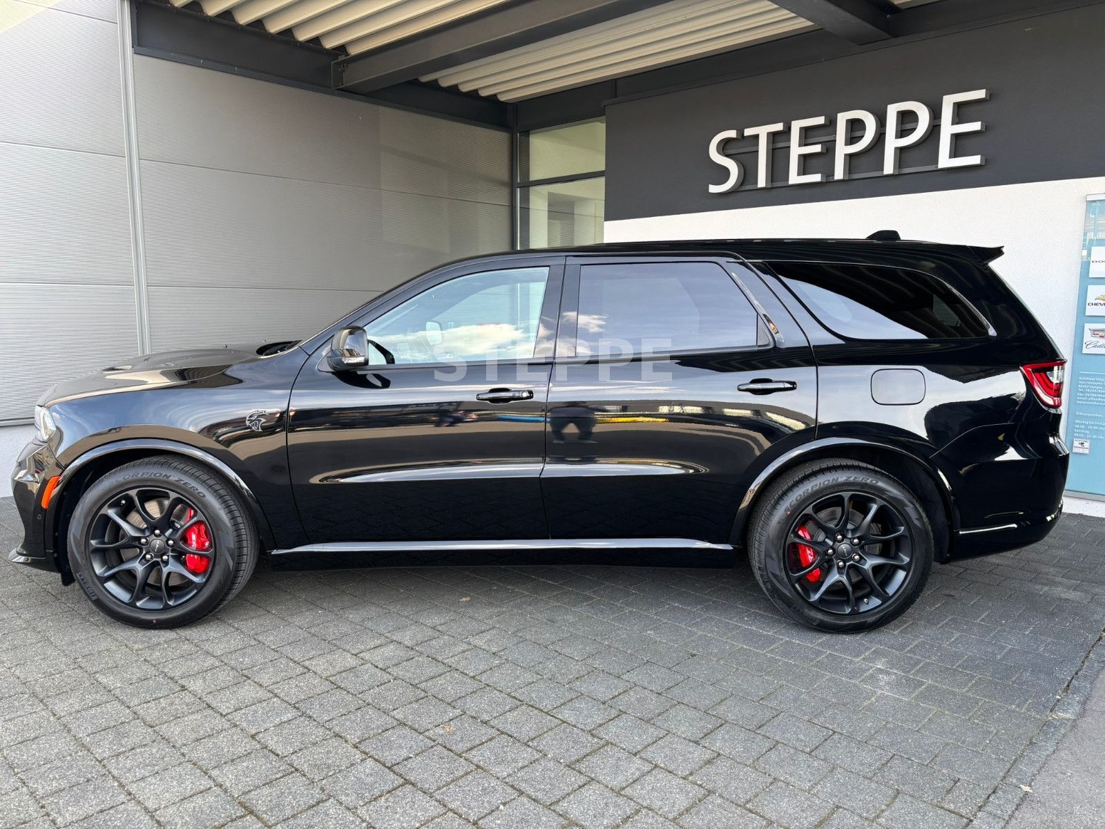 Dodge 2025 Durango SRT Hellcat EU PREMIUM AHK