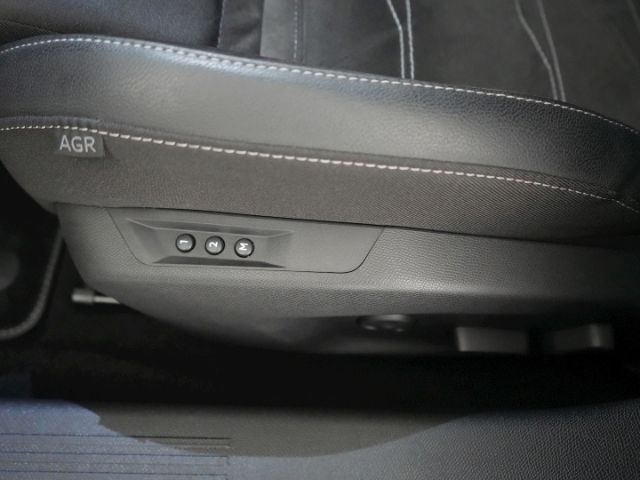 Astra L ST ULTIMATE AT+NAVI+360 GRAD KAMERA+SCHI