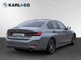 BMW 318 i Limousine LED PDCv+h Navi Apple CarPlay - BMW 318 mit Benzin-Antrieb: Automatik