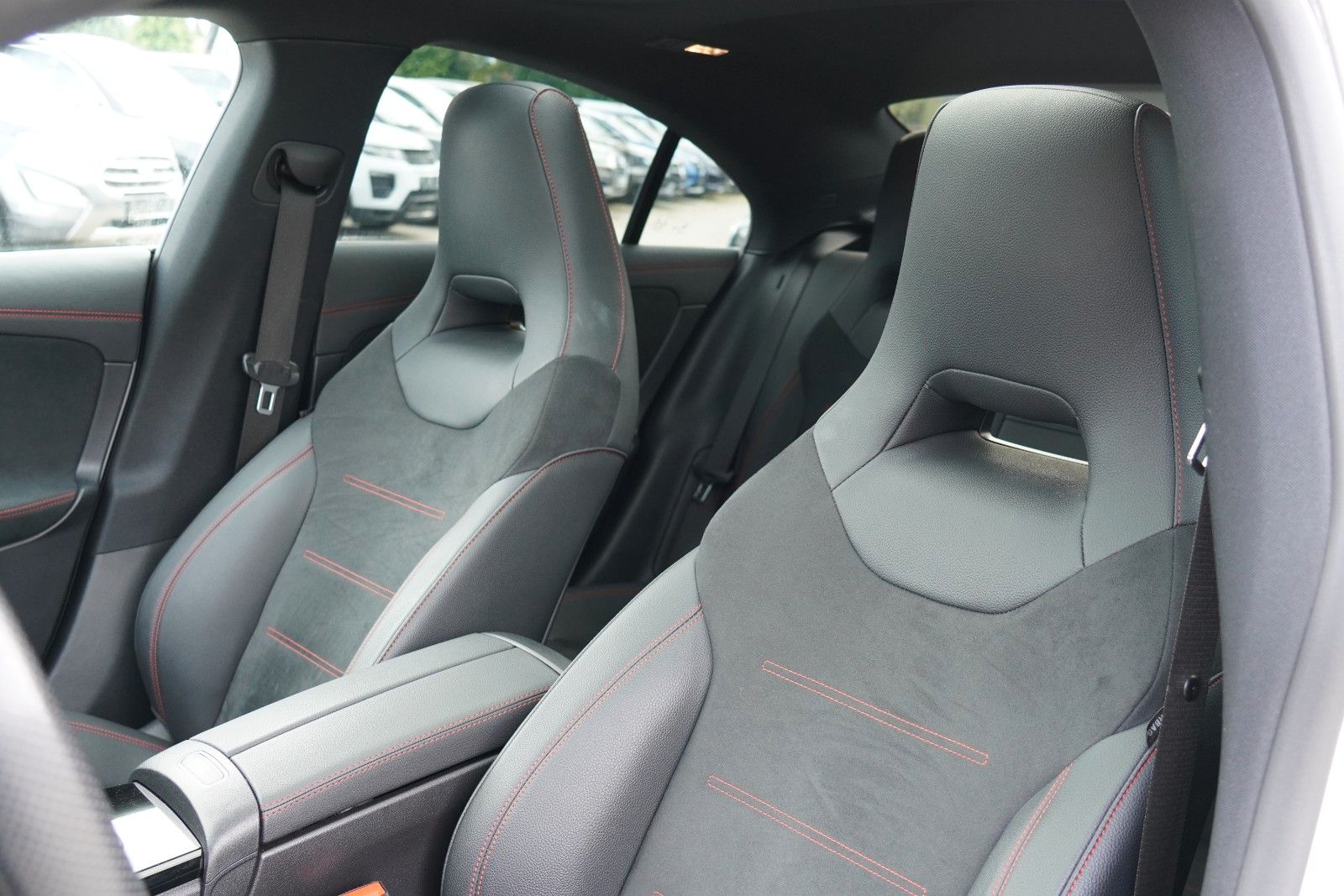 Mercedes-Benz CLA 250 4Matic AMG Line  *JUNGE STERNE*FACELIFT* foto 14