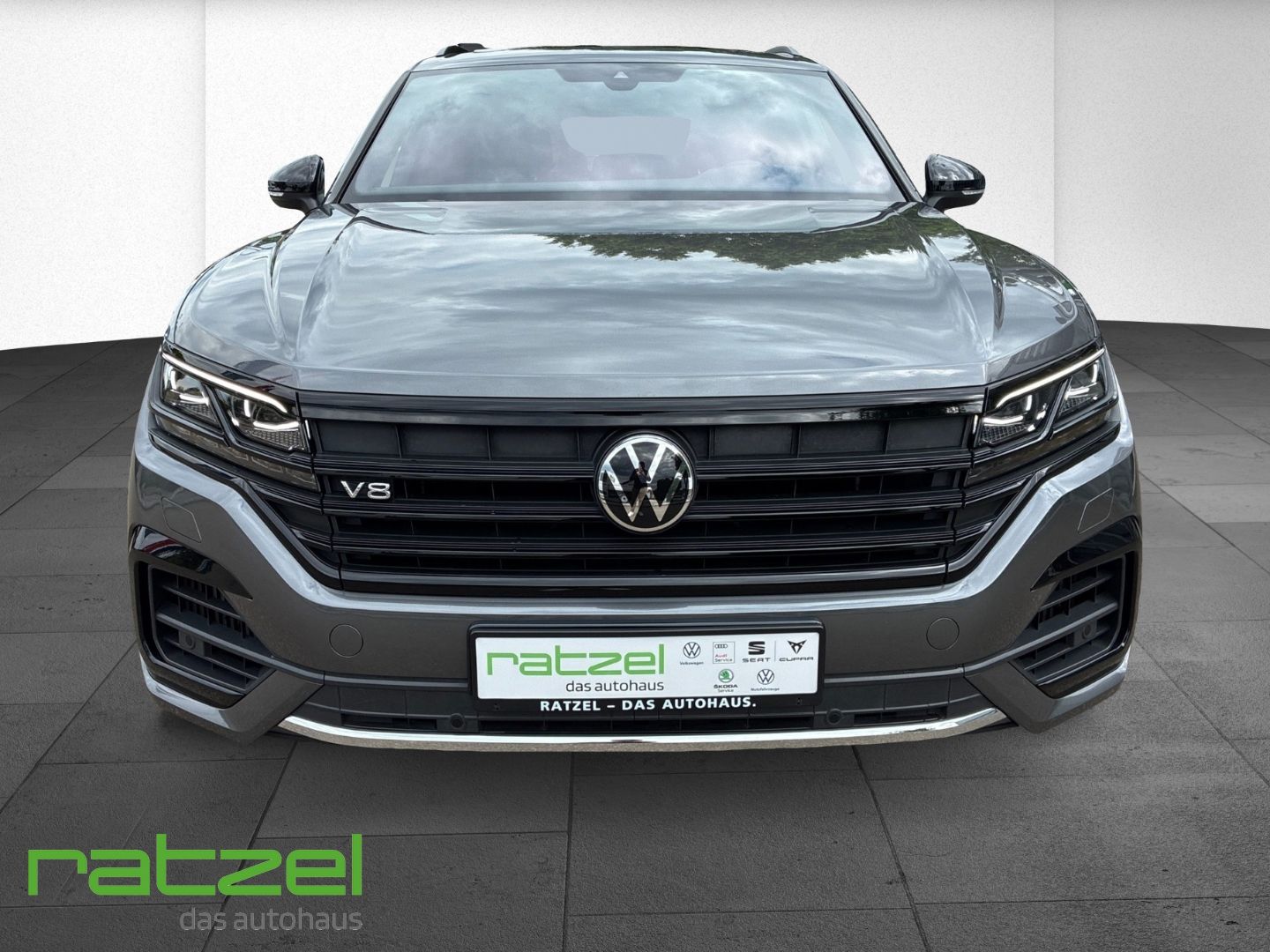 Fahrzeugabbildung Volkswagen Touareg R-Line 4Motion V8 TDI Last Edition Pano