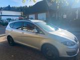 Volkswagen SEAT Altea Allrad, 2 l 140 PS - Volkswagen Caddy: 140ps