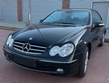 Mercedes-Benz CLK 320 AVANTGARDE - Mercedes-Benz CLK 320 mit Benzin-Antrieb: Coupe, Automatik