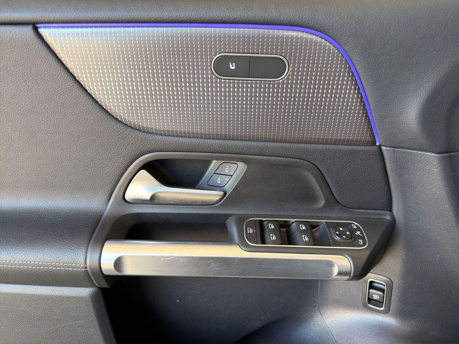 Mercedes-Benz GLB 7 Sitzer Panorama Navi LED PDC R-Cam AHK, миниатюра 22