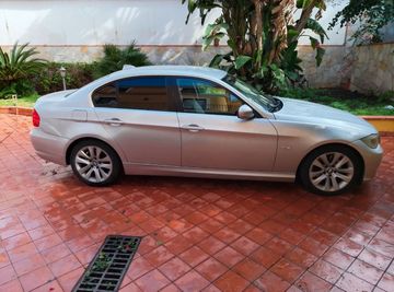 BMW 320 - 4