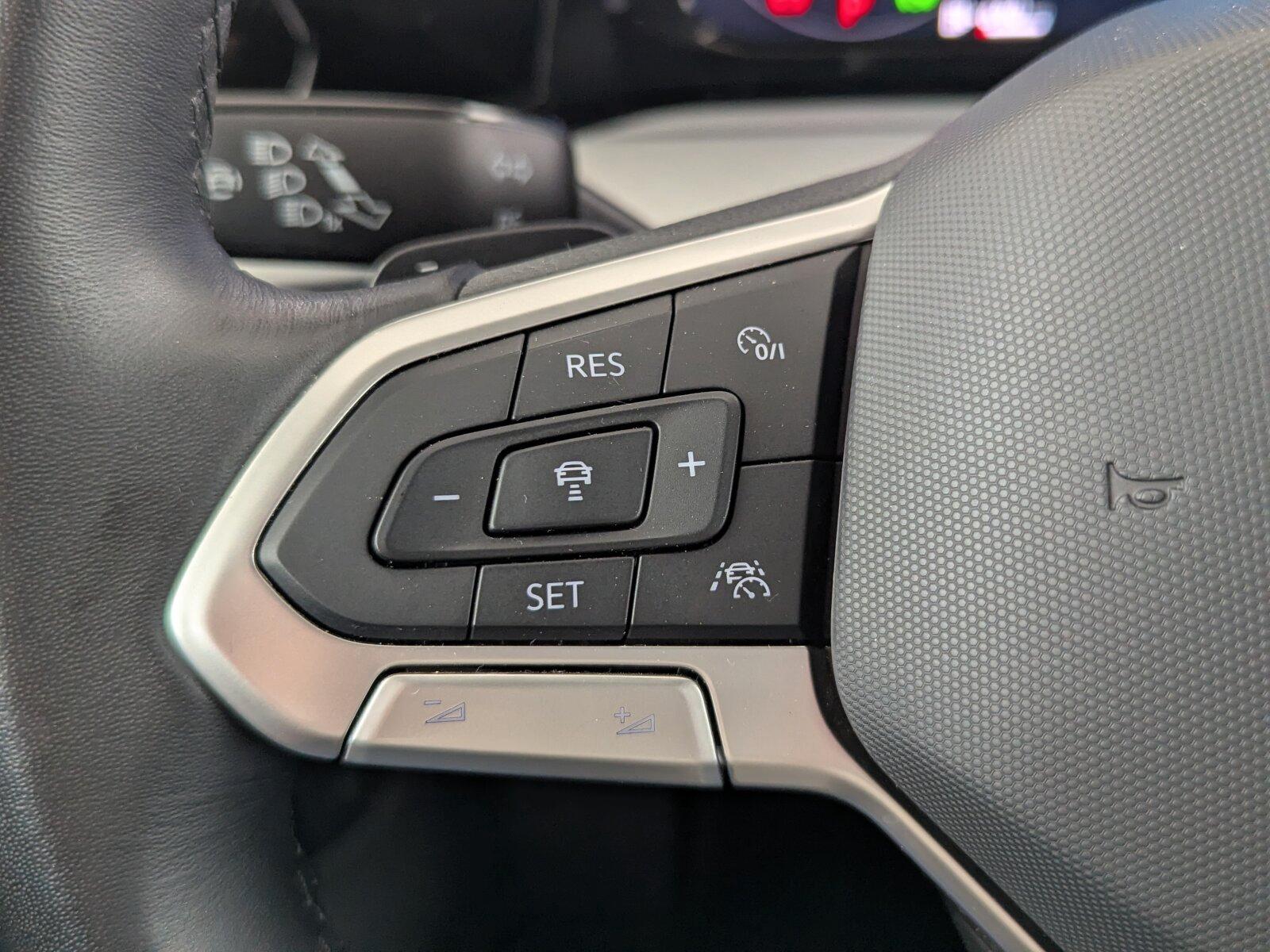 Volkswagen Golf VIII 1.5 eTSI Life OPF LED+NAVI+ACC+SHZ+AHK, миниатюра 21